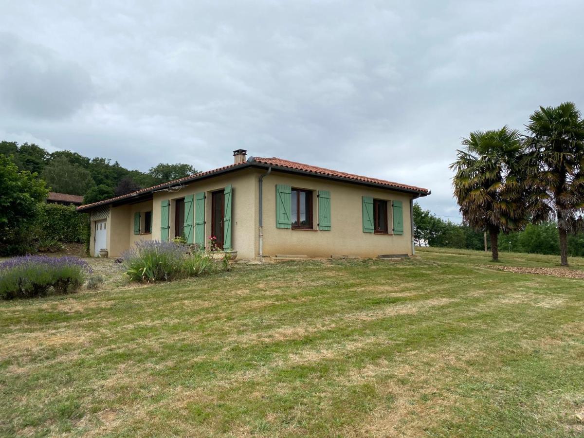 Maison En Campagne Avec Vue Sur Les Pyrenees Estampes Bagian luar foto